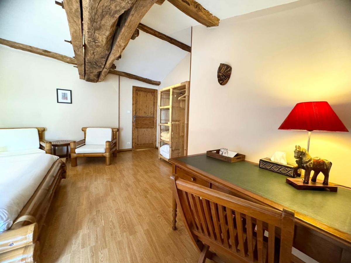 เรอแล ดู ซีล็องซ์ เลอ เรอแล เดอ แซ็ง เพรย Hotel Saint-Preuil ภายนอก รูปภาพ