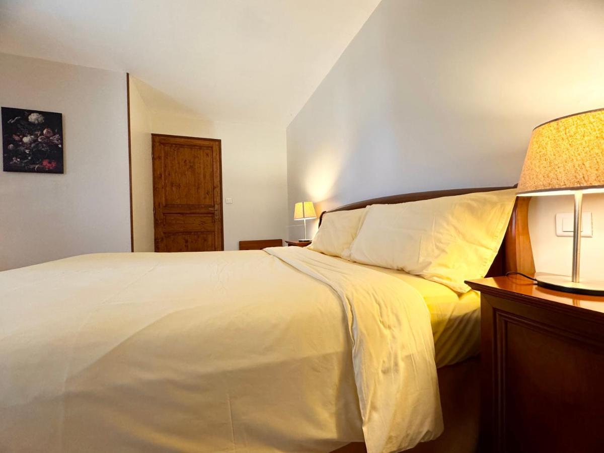 เรอแล ดู ซีล็องซ์ เลอ เรอแล เดอ แซ็ง เพรย Hotel Saint-Preuil ภายนอก รูปภาพ