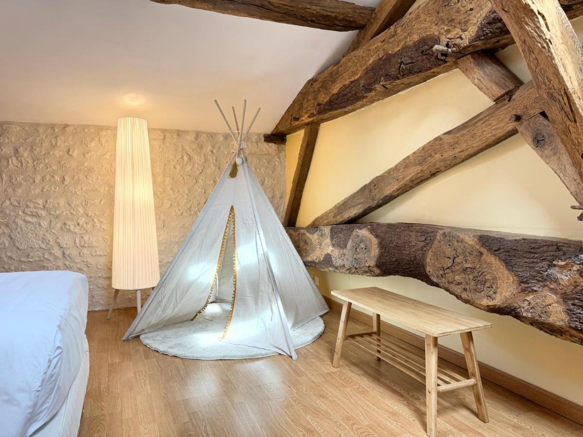 เรอแล ดู ซีล็องซ์ เลอ เรอแล เดอ แซ็ง เพรย Hotel Saint-Preuil ภายนอก รูปภาพ
