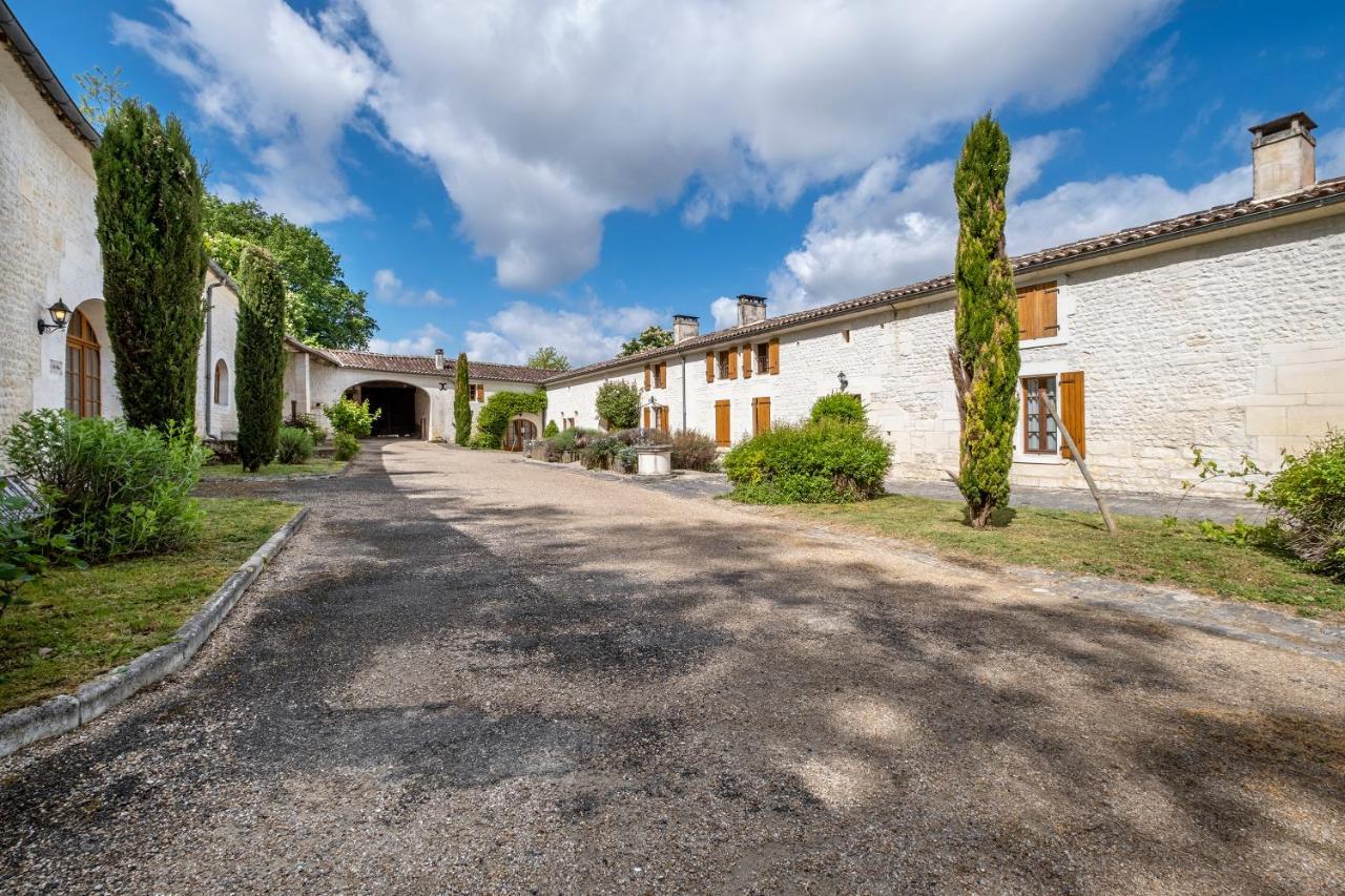 เรอแล ดู ซีล็องซ์ เลอ เรอแล เดอ แซ็ง เพรย Hotel Saint-Preuil ภายนอก รูปภาพ