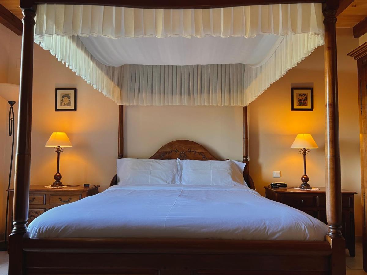 เรอแล ดู ซีล็องซ์ เลอ เรอแล เดอ แซ็ง เพรย Hotel Saint-Preuil ภายนอก รูปภาพ