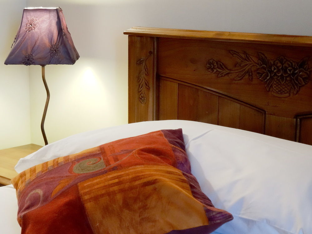 เรอแล ดู ซีล็องซ์ เลอ เรอแล เดอ แซ็ง เพรย Hotel Saint-Preuil ภายนอก รูปภาพ