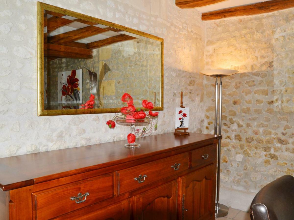 เรอแล ดู ซีล็องซ์ เลอ เรอแล เดอ แซ็ง เพรย Hotel Saint-Preuil ภายนอก รูปภาพ